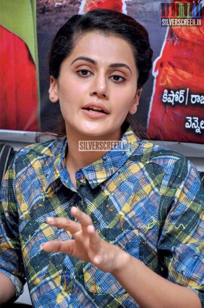 Taapsee Pannu Photos from Ganga Press Meet