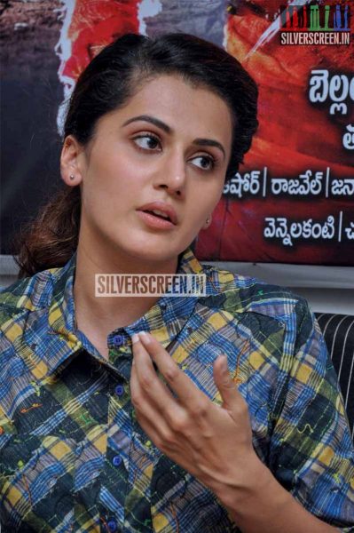 Taapsee Pannu Photos from Ganga Press Meet