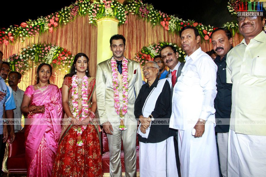 arulnithi-keerthana-wedding-reception-photos-004.jpg