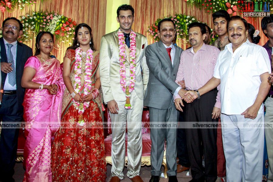 arulnithi-keerthana-wedding-reception-photos-005.jpg