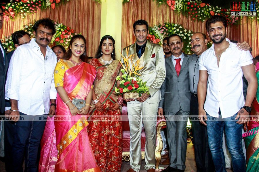 arulnithi-keerthana-wedding-reception-photos-012.jpg