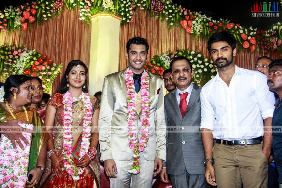 arulnithi-keerthana-wedding-reception-photos-014.jpg
