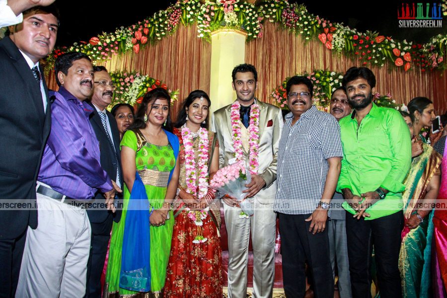 arulnithi-keerthana-wedding-reception-photos-016.jpg