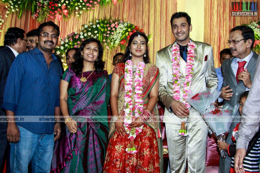arulnithi-keerthana-wedding-reception-photos-030.jpg