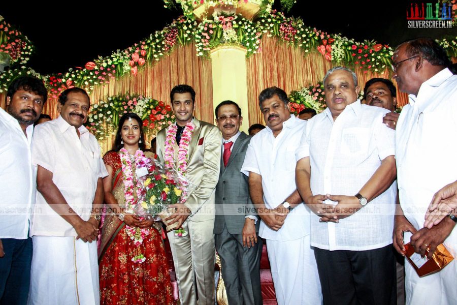 arulnithi-keerthana-wedding-reception-photos-036.jpg