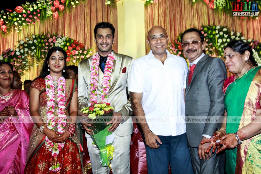 arulnithi-keerthana-wedding-reception-photos-039.jpg