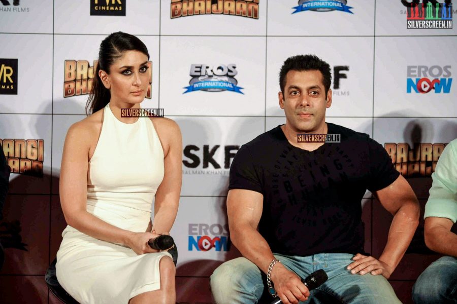 Salman Khan & Kareena Kapoor at Bajrangi Bhaijaan Trailer Launch