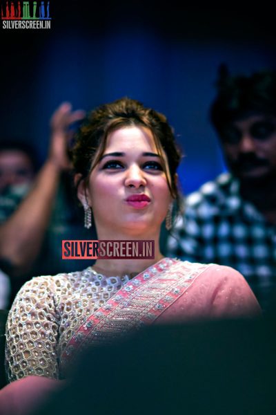 Tamannaah and Anushka HQ Photos from Baahubali Trailer Launch