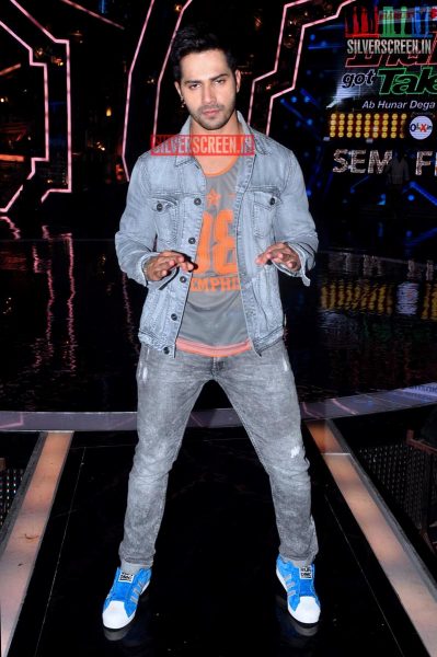 Varun Dhawan Promotes ABCD 2 on India's Got Talent 6