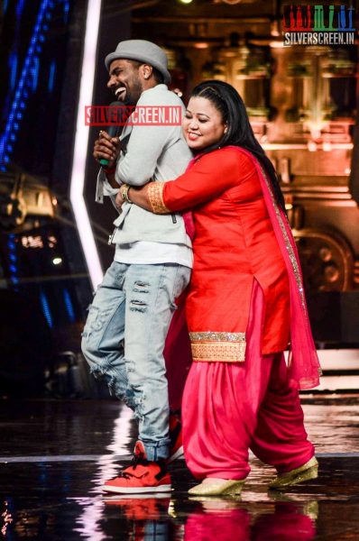 Varun Dhawan Promotes ABCD 2 on India's Got Talent 6