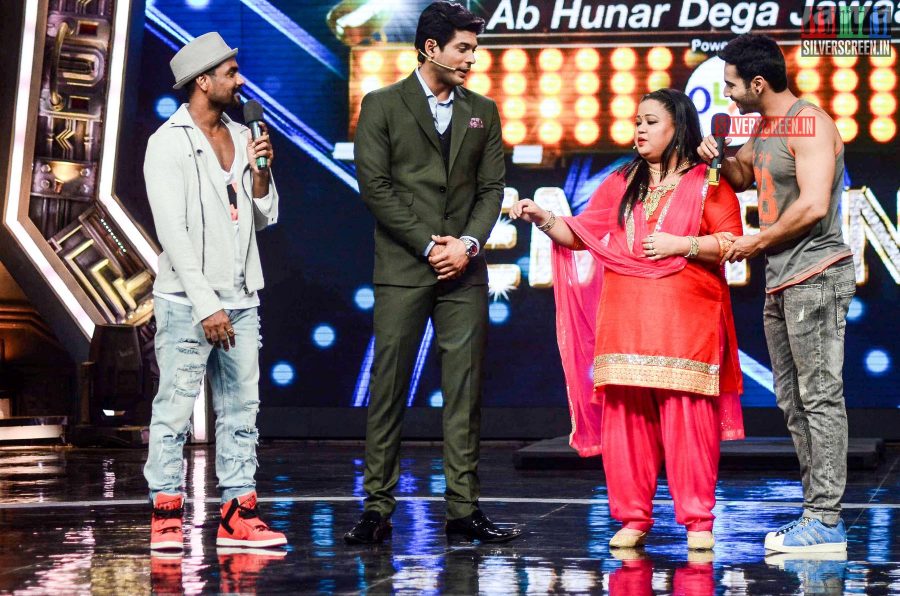 Varun Dhawan Promotes ABCD 2 on India's Got Talent 6