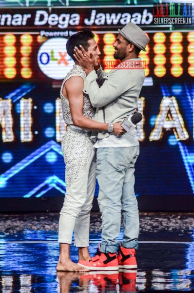 Varun Dhawan Promotes ABCD 2 on India's Got Talent 6