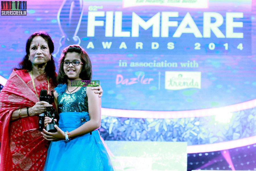 Vani Jairam and Uthra Unnikrishnan at the 62nd Filmfare Awards South Photos