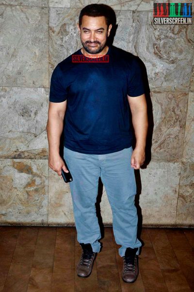 Aamir Khan Hosts Bajrangi Bhaijaan Movie for Eid