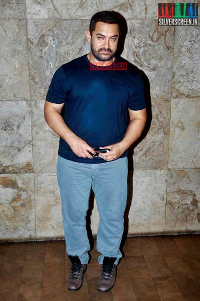 Aamir Khan Hosts Bajrangi Bhaijaan Movie for Eid