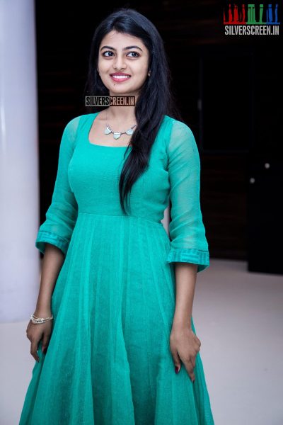 Anandhi & Manisha Yadav HQ Photos from Trisha Illana Nayanthara Trailer Launch