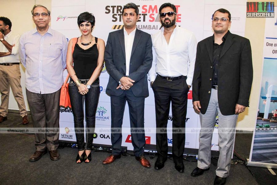 Mandira Bedi at Street Smart Street Safe Campaign