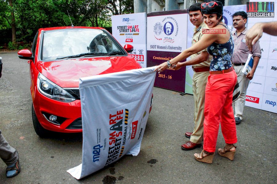 Mandira Bedi Flags Of the Street Smart Street Safe Women Safety Drive