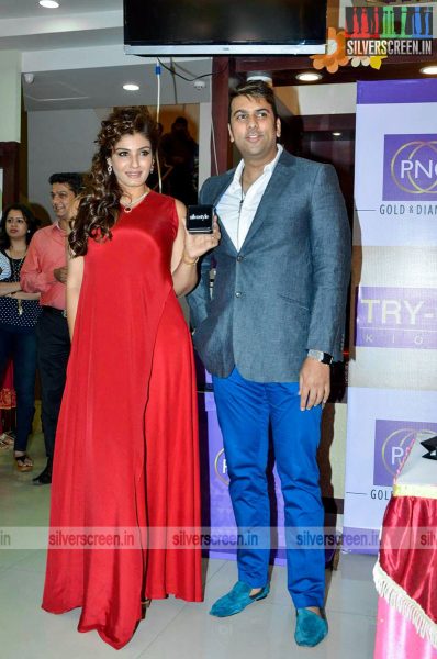 Raveena Tandon launches PNG Try On Feature