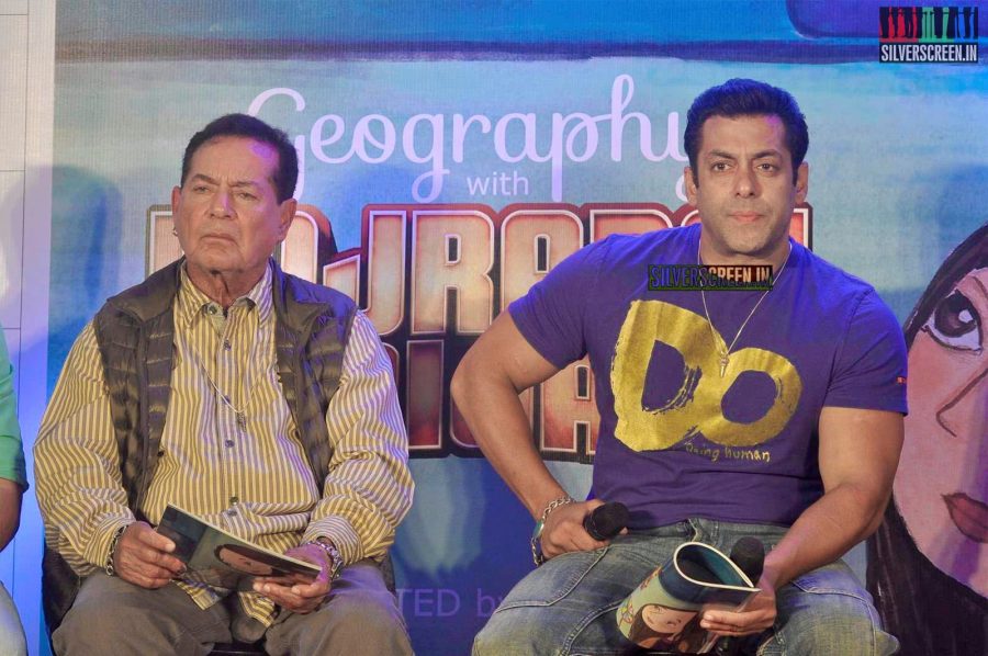 Salman Khan launches a Book on Bajrangi Bhaijaan