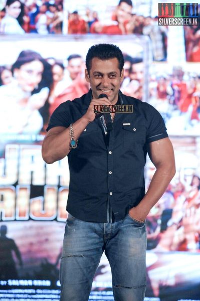 Salman Khan Releases Eid Song From Bajrangi Bhaijaan