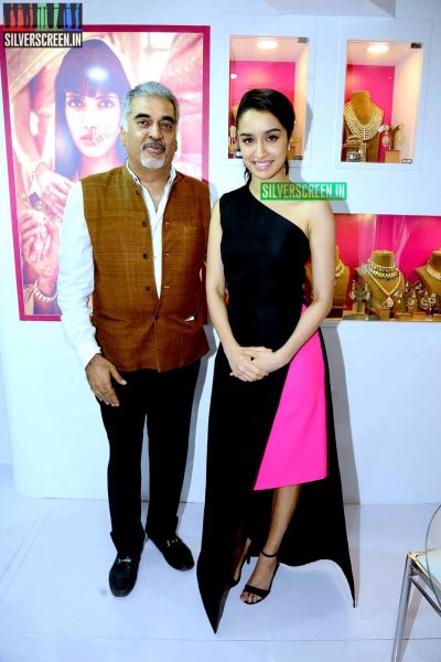 Shraddha Kapoor Inaugurates Times Glamour Exhibition