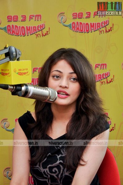 Sneha Ullal Promotes Bezubaan Ishq at Radio Mirchi