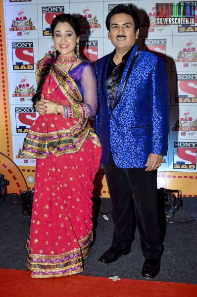 Sushmita Sen and Sonu Sood at SAB Ke Anokhe Awards 2015