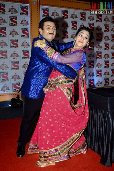 Sushmita Sen and Sonu Sood at SAB Ke Anokhe Awards 2015