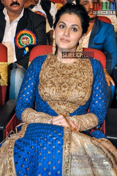 Taapsee Pannu at TSR -TV 9 National Film Awards 2015