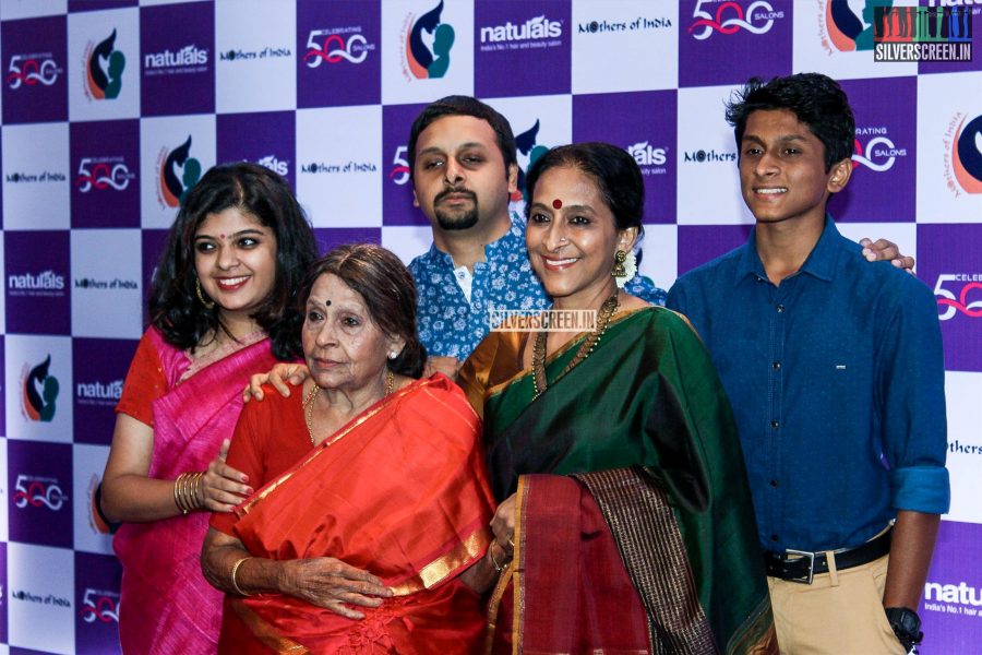 Sachin Tendulkar & AR Rahman at the felicitation of Mothers by Naturals