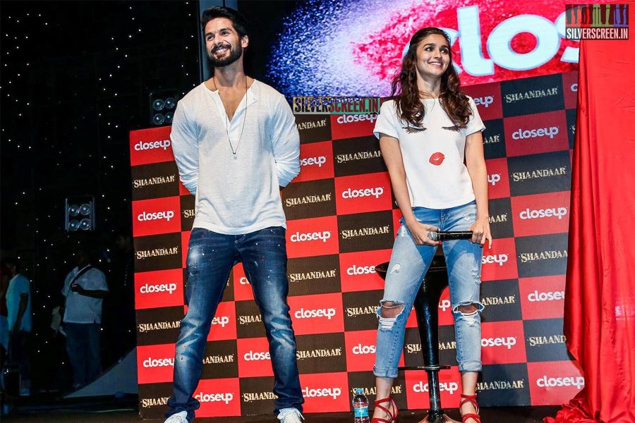 Alia Bhatt and Shahid Kapoor at Close Up First Move Party