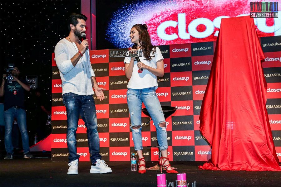 Alia Bhatt and Shahid Kapoor at Close Up First Move Party