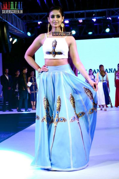 Ileana D'Cruz at Smile Foundations Fashion Show Ramp for Champs