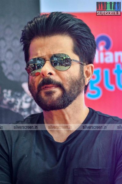 John Abraham & Anil Kapoor Promote Welcome Back at Reliance Digital