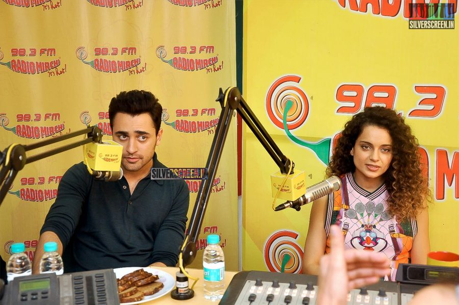 Kangana Ranaut and Imran Khan Promotes Katti Batti at Radio Mirchi