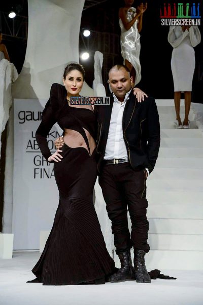 Kareena Kapoor Walks for Gaurav Gupta at LFW Winter Festive 2015