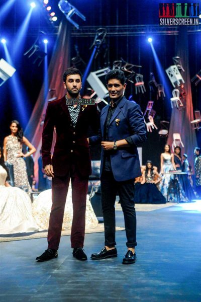 Ranbir Kapoor Walks for Manish Malhotra at LFW Winter Festive 2015