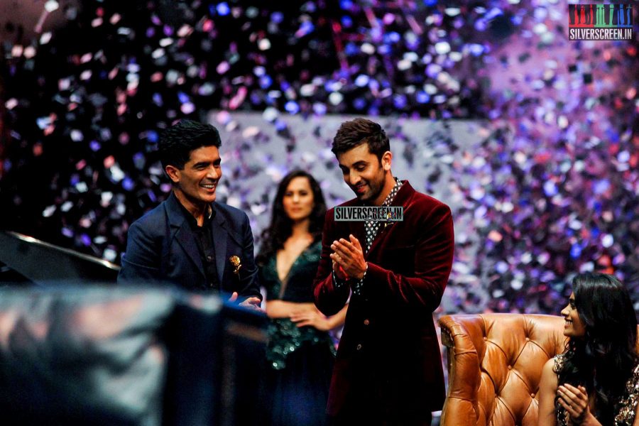 Ranbir Kapoor Walks for Manish Malhotra at LFW Winter Festive 2015