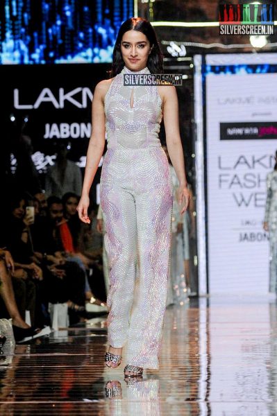 Shraddha Kapoor Walks for Namrata Joshipura at LFW Winter Festive 2015