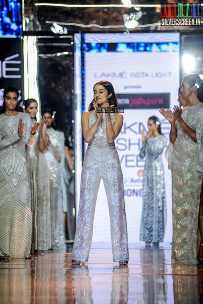 Shraddha Kapoor Walks for Namrata Joshipura at LFW Winter Festive 2015