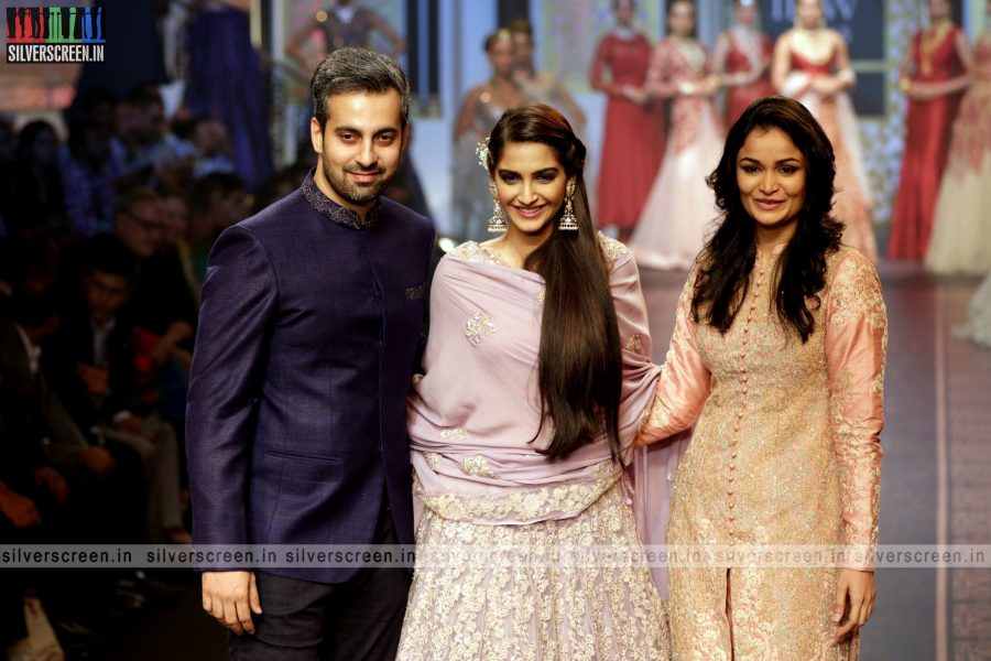 Sonam Kapoor at India International Jewellery Week Grand Finale