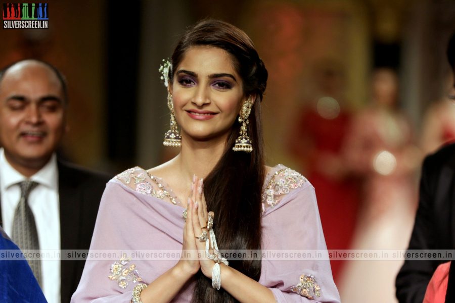 Sonam Kapoor at India International Jewellery Week Grand Finale