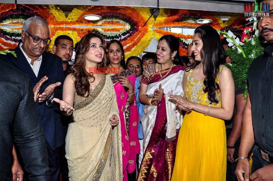 Tamannaah Bhatia launches Big Shop In Mall