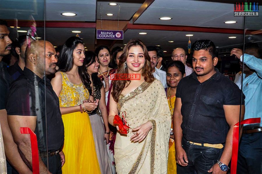 Tamannaah Bhatia launches Big Shop In Mall