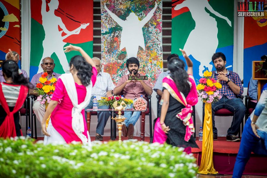 gv-prakash-kumar-inaugurates-annual-cultural-fest-engenia-2015-photos-001.jpg