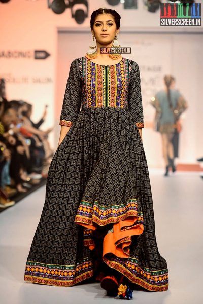 Ileana D'Cruz Walks for Sangria at LFW Winter Festive 2015