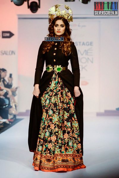 Ileana D'Cruz Walks for Sangria at LFW Winter Festive 2015