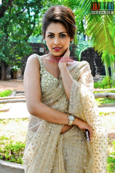 Madhu Shalini at Cheekati Rajyam Press Meet