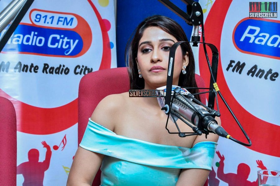 Regina Cassandra at Radio City Studio